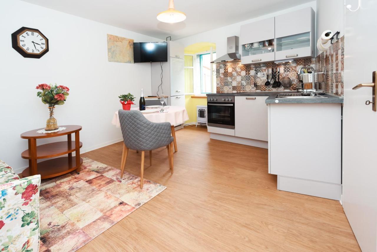 Apartmani Nad Voltun Kastav Kültér fotó