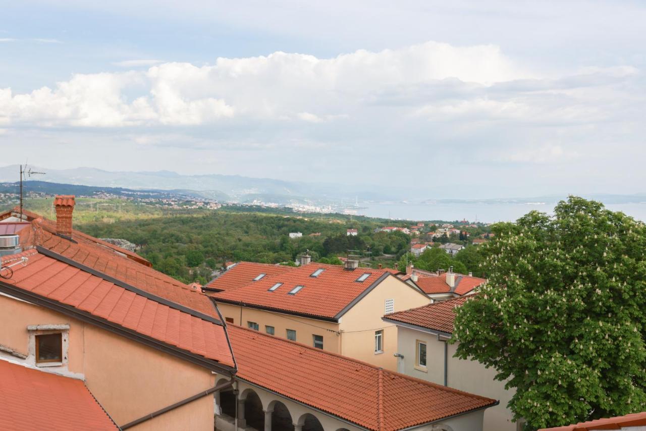 Apartmani Nad Voltun Kastav Kültér fotó