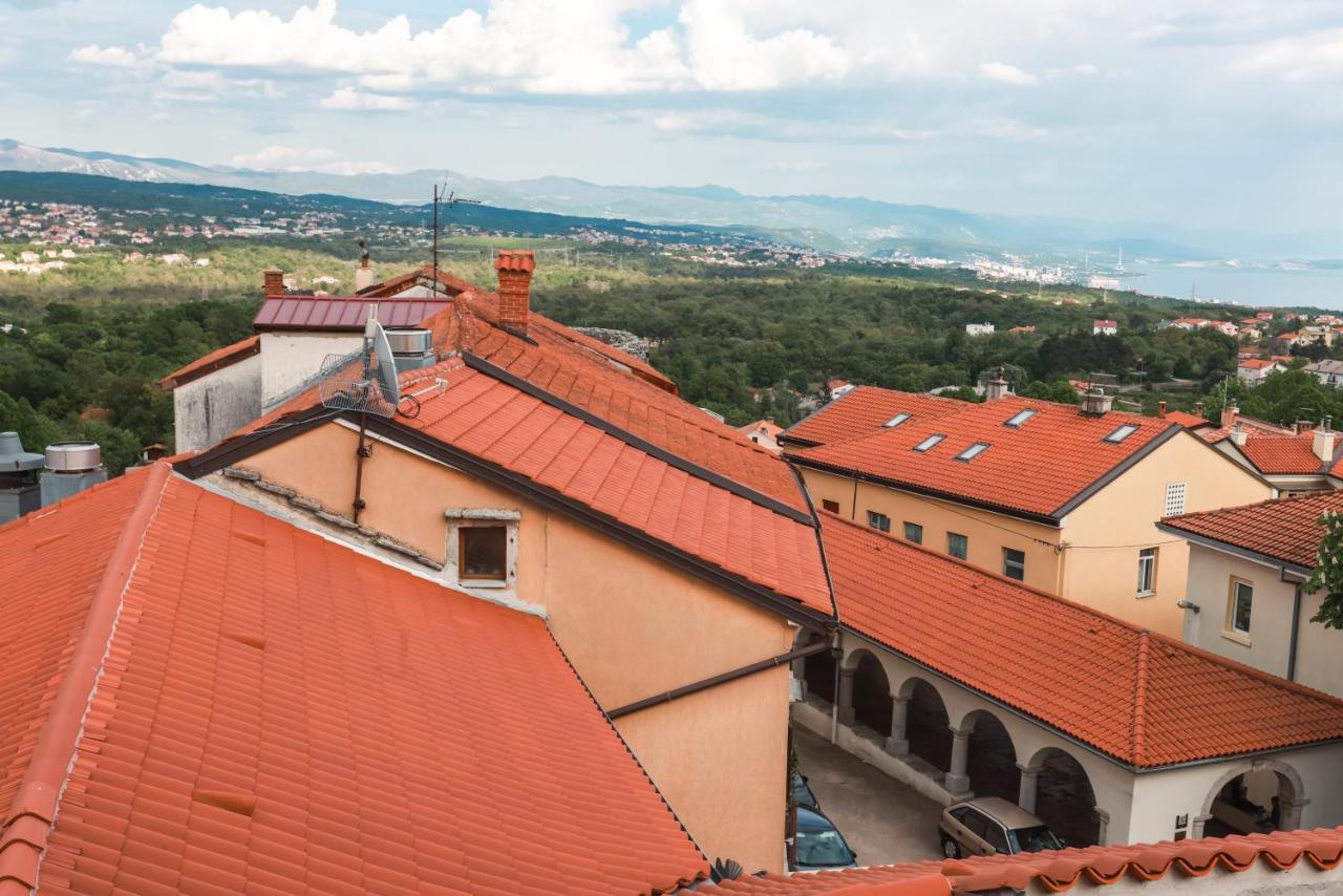 Apartmani Nad Voltun Kastav Kültér fotó
